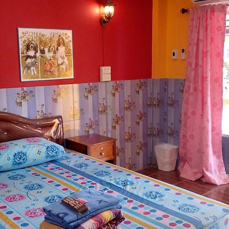 Rueangsrisiri Guesthouse 2 Сукхотхай Номер фото